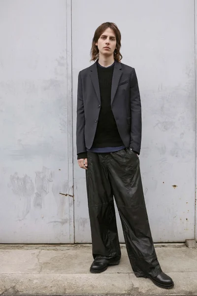 Look 11